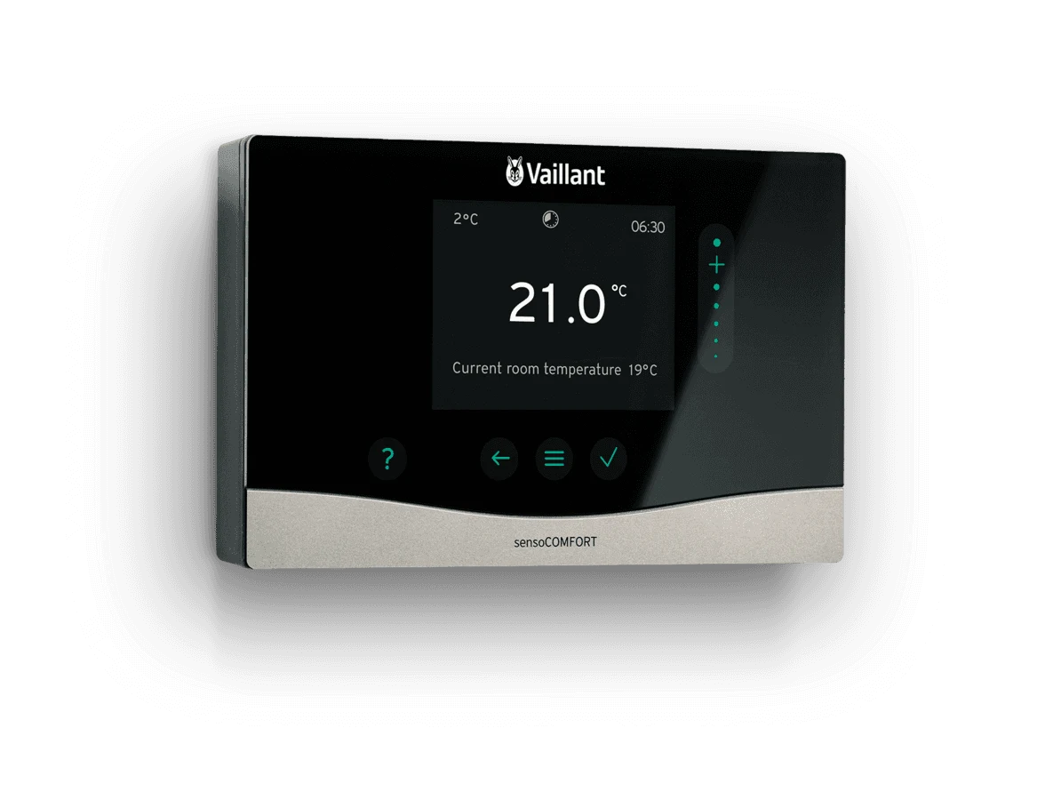 Regulador Vaillant sensoCOMFORT con temperatura solicitada y temperatura ambiente — reparacioncalderas.madrid